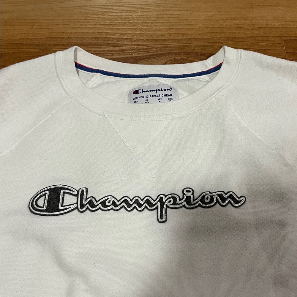 Champion Classic White Crewneck Sweater - Picture 2 of 4
